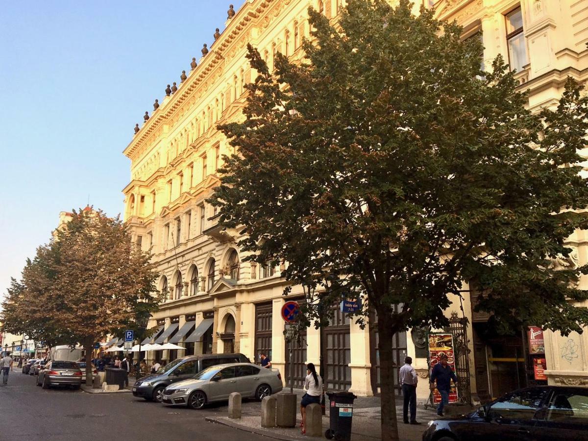 New Design & Style Apartment Old Town Xxl Prague Exterior photo