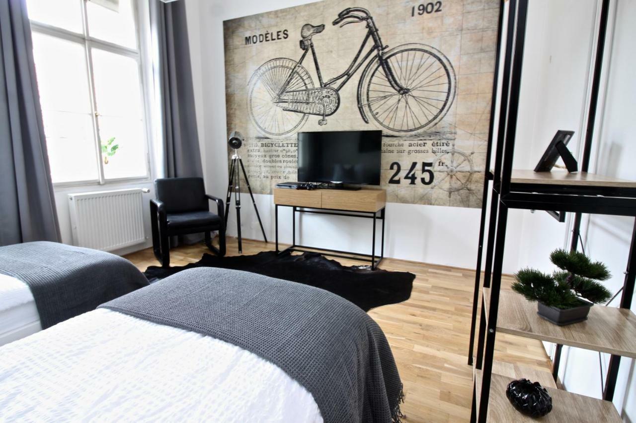 New Design & Style Apartment Old Town Xxl Prague Exterior photo